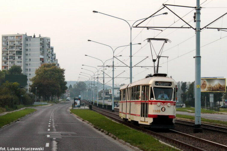 Obecnie starą Oliwę przecina jedna linia tramwajowa - wzdłuż ul. Wita Stwosza. Czy skrzyżuje się z nową, wzdłuż ul. Opata Jacka Rybińskiego i Spacerowej?