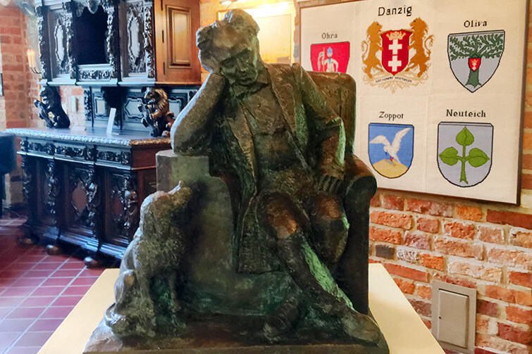 Haus Hansestadt Danzig jest ciekawym przykładem muzeum, które powstało siłami pasjonatów i prowadzonego przez fundację