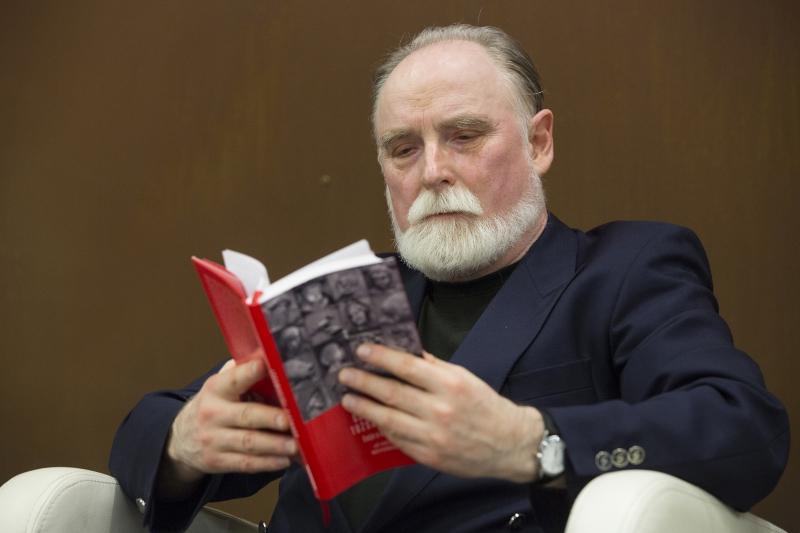 Stefan Chwin podczas premiery antologii Gdańskie tożsamości. Eseje o mieście, Europejskie Centrum Solidarności 2015 r.