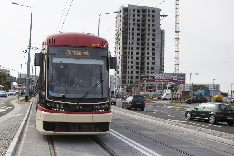 Tramwaj śmiga po Pieckach Migowie od ponad roku. Miasto szykuje sie do połączenia tramwajowego tej dzielnicy z Wrzeszczem