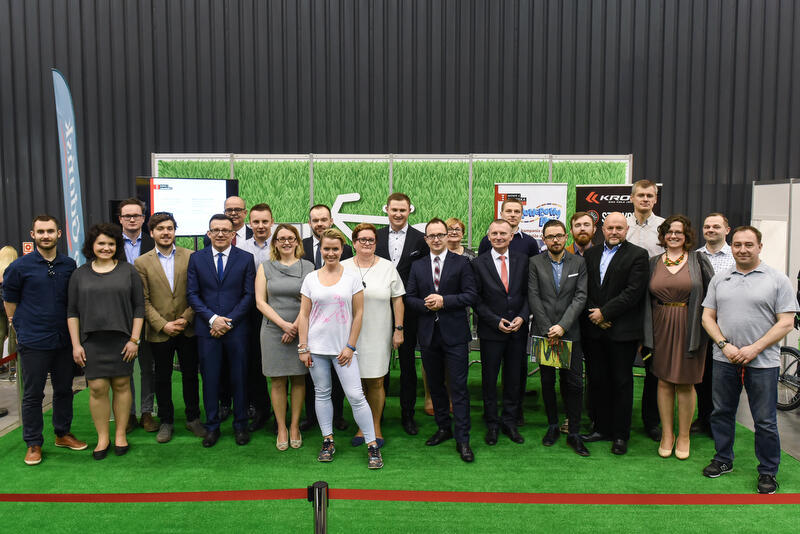 Na inaugurację kampanii Rowerowy Maj`2017 podczas Bike Festiwal przyjechali przedstawiciele większości uczestników
