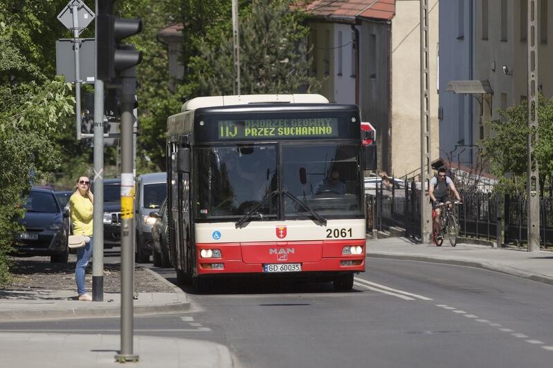 Trasa linii 115 ulegnie zmianie. Już w przyszłym tygodniu tym autobusem będzie można dojechać bezpośrednio pod UCK