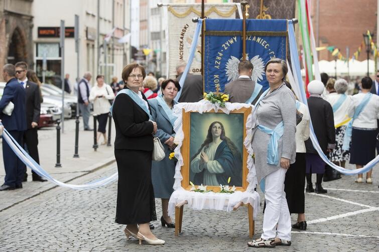 Centralna procesja w Gdańsku przejdzie ulicami Głównego i Starego Miasta