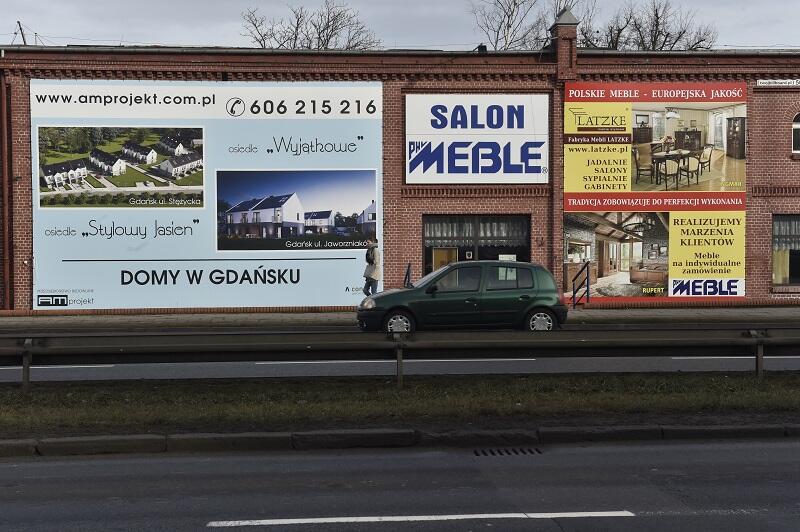 Gdańsk Strzyża - pawilon meblowo - banerowy