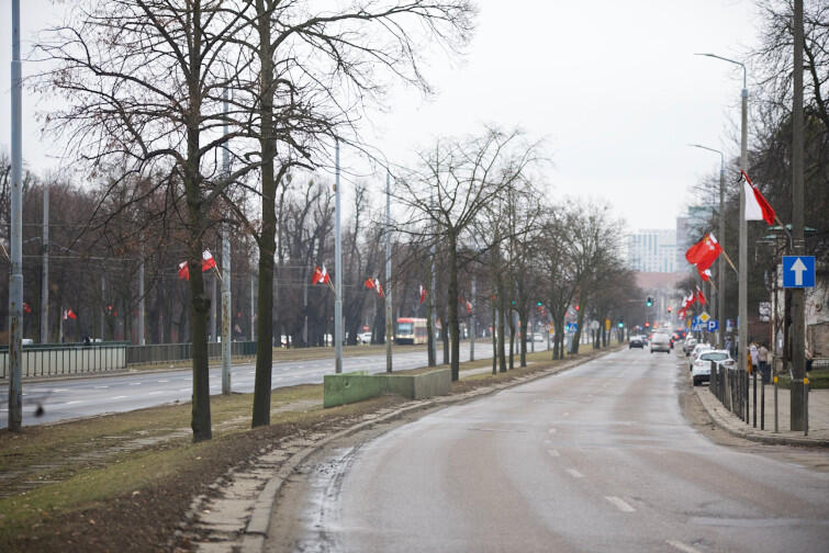 Nie tylko nawierzchnia, ale także chodnik i trawnik biegnący wzdłuż Traktu Konnego doczekają się nowego wyglądu
