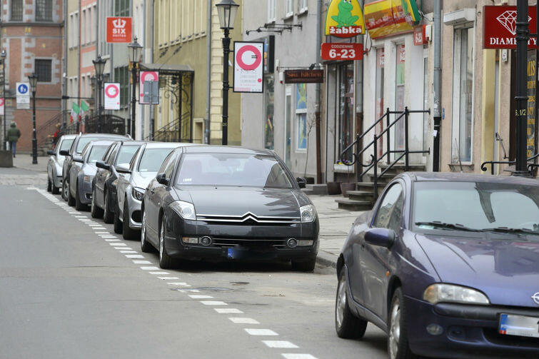 Strefa ograniczonego postoju przy ul. Węglarskiej na Głównym Mieście