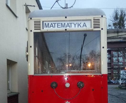 Zabytkowy tramwaj plus matematyka równa się sukces