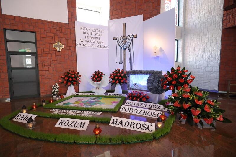 Grób Pański w kościele p.w. Opatrzności Bożej...