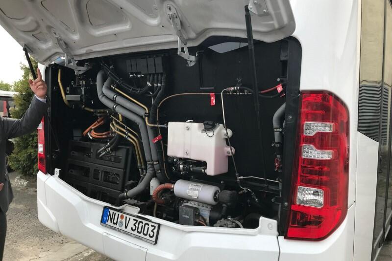 Silnik najnowszej generacji, jak najbardziej elektryczny. Ten autobus nie zostawia za sobą chmury spalin