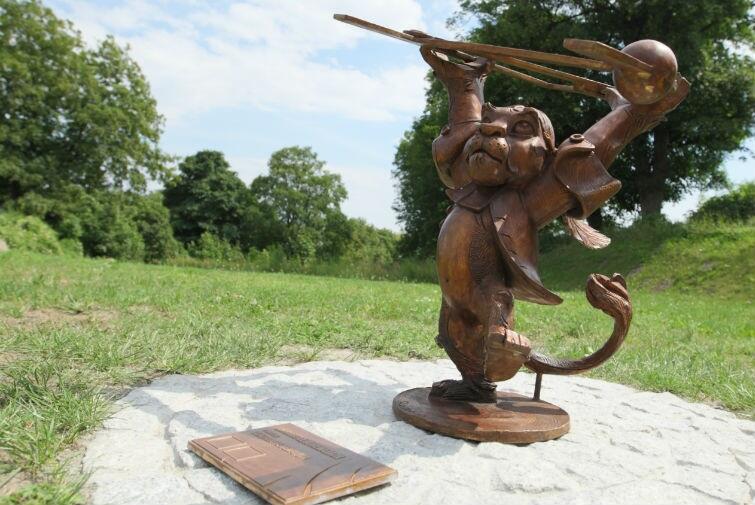 Lew Hewelion w Hevelianum