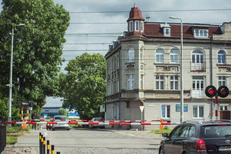 Przejazd przez tory na ul. Sandomierskiej
