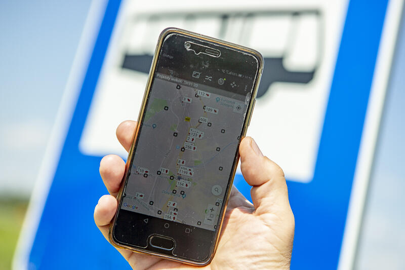 Dzięki udostępnieniu danych o pozycji GPS pojazdów komunikacji miejskiej, wiemy kiedy przyjedzie nasz autobus czy tramwaj