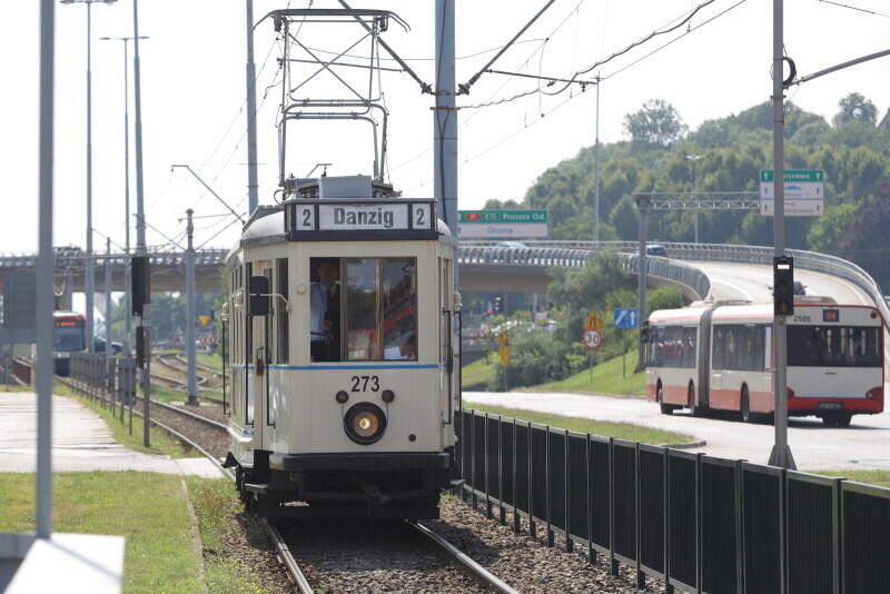 `Ring`zbliża się do przystanku Brama Wyżynna - czas na TramTour