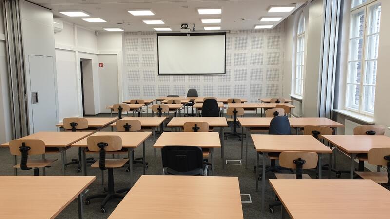 Zespół Szkół Łączności - jedna z sal edukacyjnych po remoncie