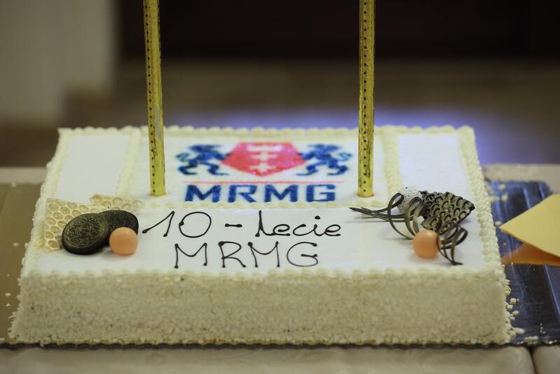 Na 10. urodzinach MRMG nie mogło zabraknąć ogromnego tortu