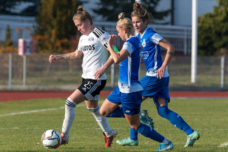 Faworytki z Łodzi naciskały od początku spotkania 