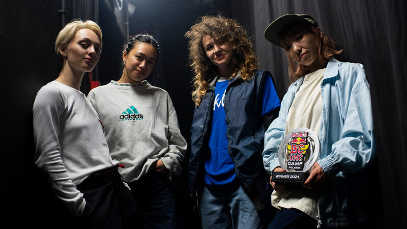 Cztery z szesnastu uczestniczek sobotniego finału Red Bull BC One w Gdańsku (od lewej): Vavi, Fanny, Stefani i Ayumi