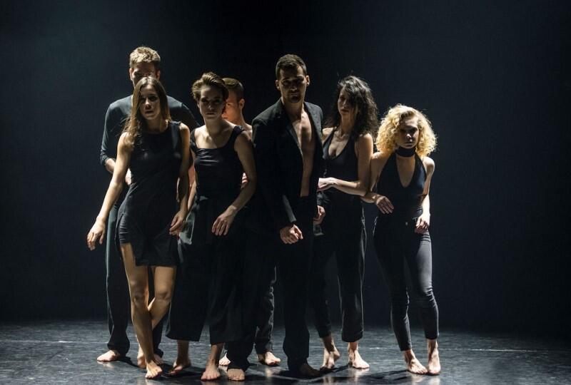 “Mirror” Éva Duda Dance. To spektakl stworzony jako podsumowanie dziesięciolecia istnienia zespołu