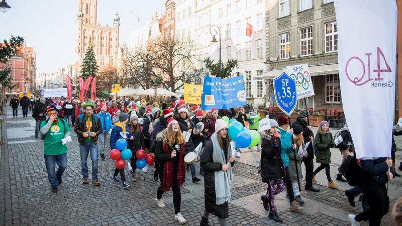 Start Parady zaplanowany został na niedzielę, 5 grudnia, przy Złotej Bramie o godz. 11:00. Przejdzie ona ulicami miasta aż do napisu ”Gdańsk” na Ołowiance.