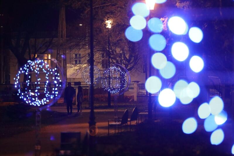 Gdańszczanie, zajrzyjcie w sobotę do Parku Chirona, gdzie uroczyście zapalone zostaną świąteczne iluminacje