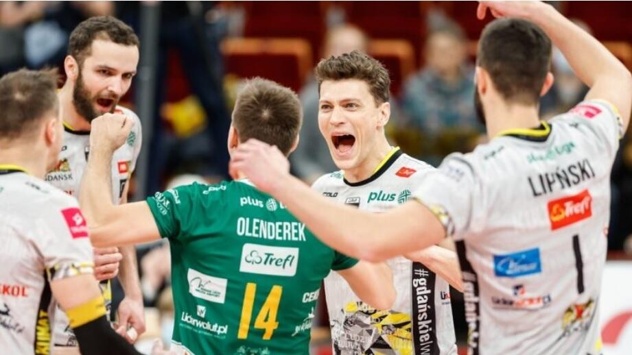 Jest się z czego cieszyć. Od lewej: Mariusz Wlazły, Mateusz Mika, Maciej Olenderek, Lukas Kampa i Bartłomiej Lipiński