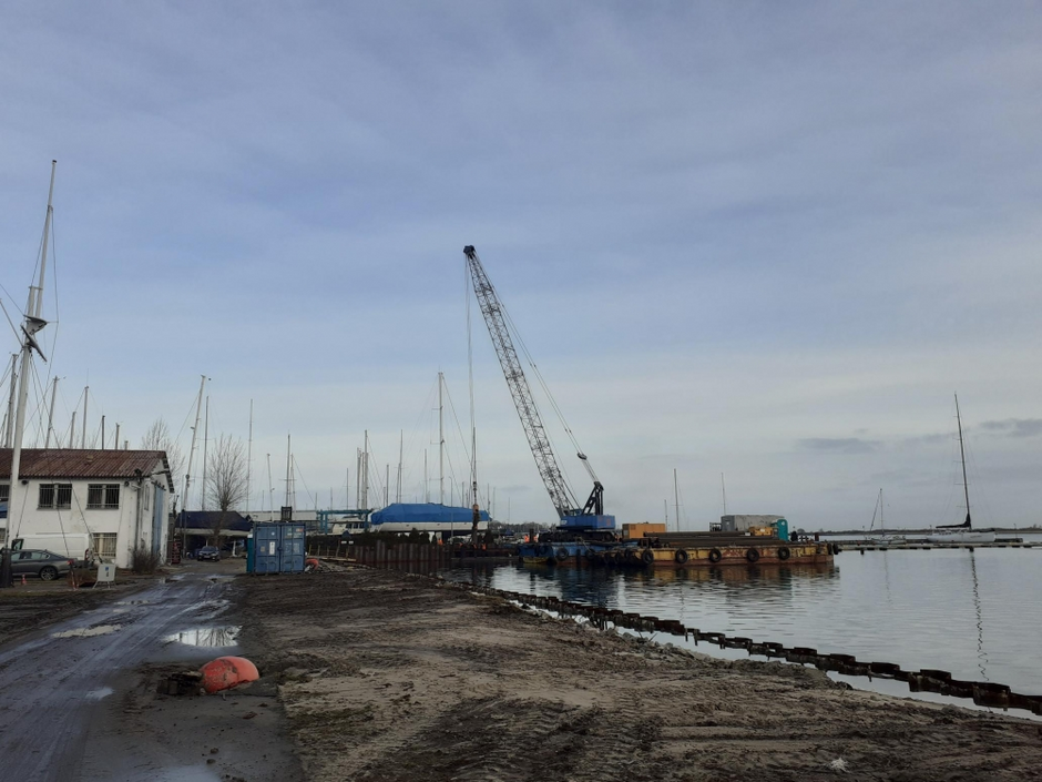Przebudowę portu podzielono na dwa etapy. Po zakończeniu prac w pierwszym etapie, na terenie portu będzie mogło cumować ponad 180 jednostek pływających, czyli o 50 proc. więcej niż dotąd