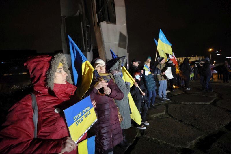 Gdańsk od lat wspiera ukraińskie samorządy, współpracuje z miastami na Ukrainie. W środę, 16 lutego, w antywojennej manifestacji polsko-ukraińskiej na Placu Solidarności uczestniczyła prezydent Aleksandra Dulkiewicz 