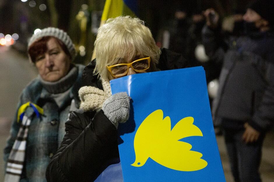 Protest Nie dla wojny w Ukrainie  pod Konsulatem Federacji Rosyjskiej, Gdańsk Wrzeszcz, 11 marca br.
