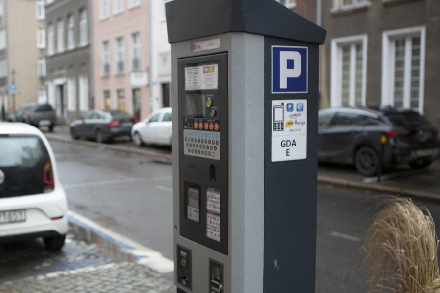 Radni przegłosowali szereg zmian dotyczących funkcjonowania Strefy Płatnego Parkowania i Śródmiejskiej Strefy Płatnego Parkowania