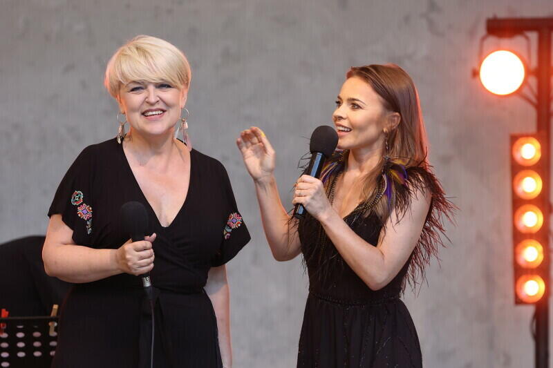 I juli i fjor, på Oran Amphitheatre i Orunński Park, opptrådte Krystyna Stańko sammen med skuespilleren Edyta Herbuś