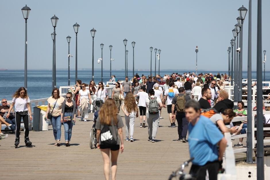 Wielu turystów odwiedzających Gdańsk rezerwuje nocleg nad morzem dopiero wtedy, gdy będą pewni dobrej pogody