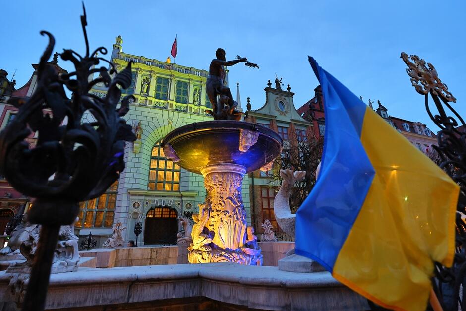 Iluminacje na dzień Świętego Patryka w tym roku połączone były z ekspozycją ukraińskiej flagi