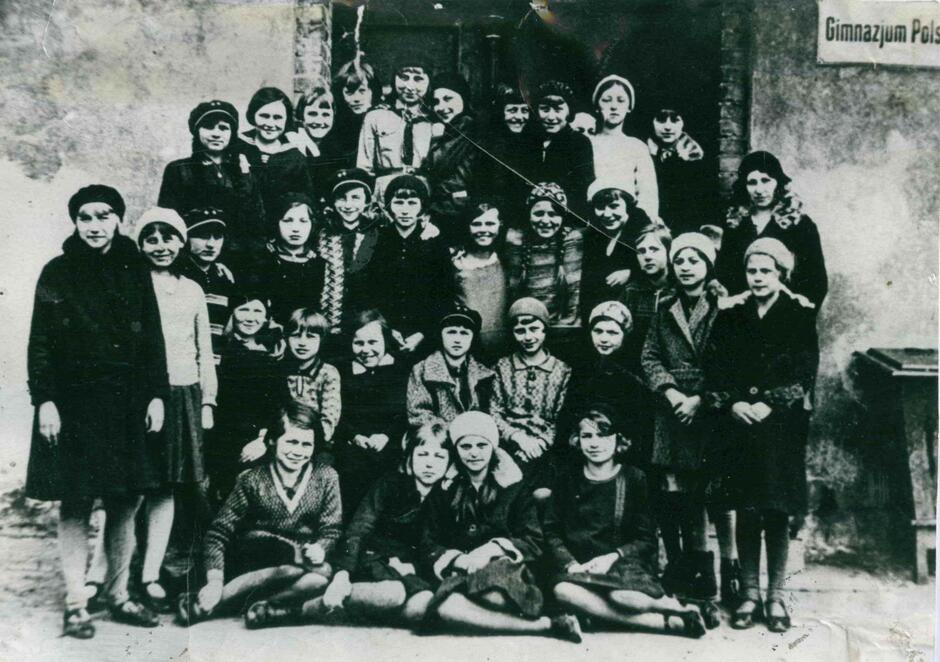 Klasa kwinta w roku szkolnym 1930/1931 (co oznacza takie określenie klasy i dlaczego było używane, wyjaśniamy w artykule)