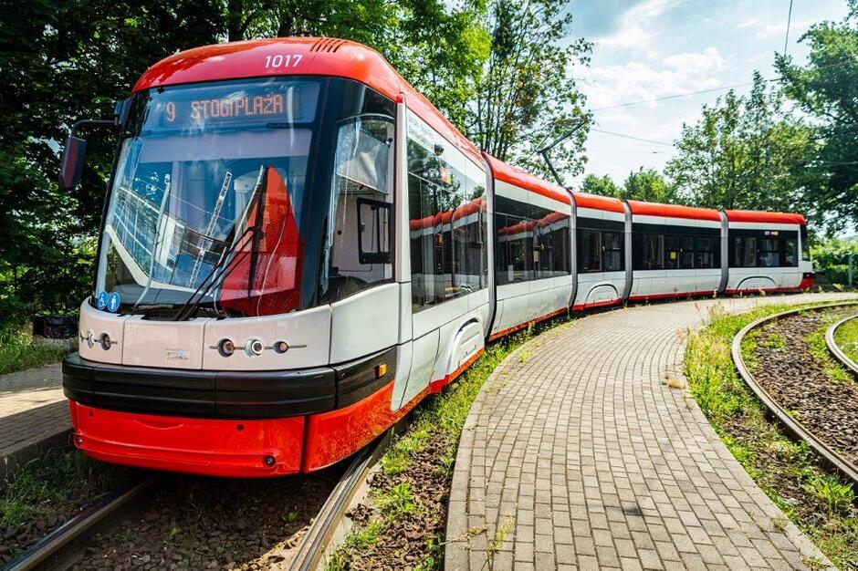 Gdański tramwaj PESA 120NAG SWING po remoncie