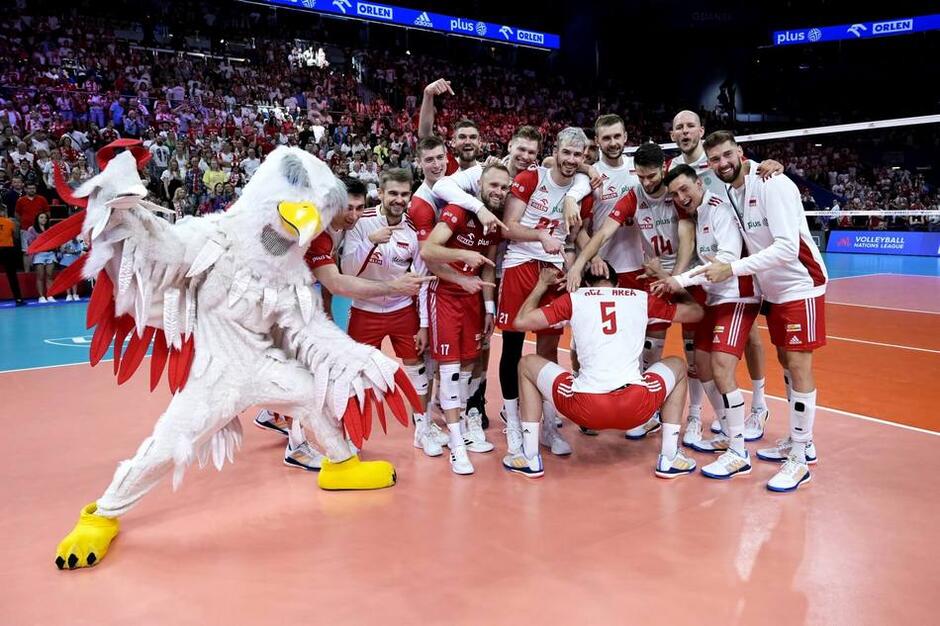 Polscy siatkarze w tegorocznej Lidze Narodów wygrali 10 meczów, 2 przegrali