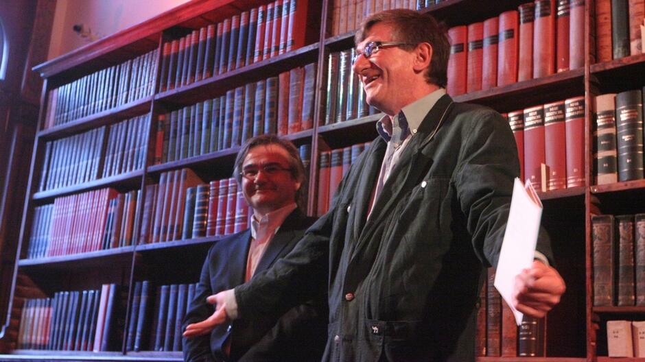 Promocja książki Gdańsk w literaturze , która odbyła się w Czytelni Biblioteki Gdańskiej PAN, 27 kwiecień 2009 roku. Z prawej Aleksander Jurewicz, obok Stanisław Rosiek 