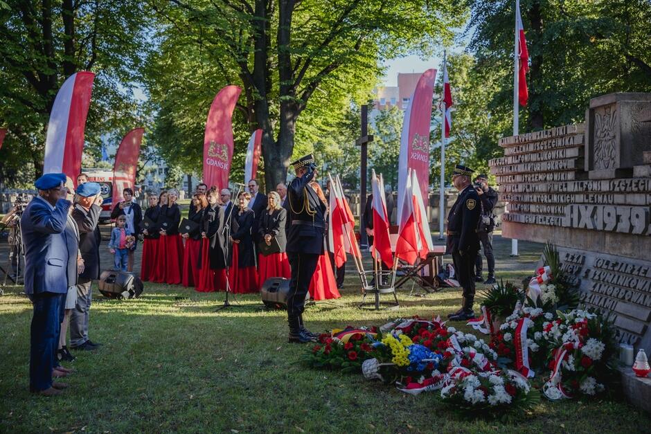 Jednym z elementów obchodów rocznicy wybuchu II wojny światowej w Gdańsku jest uroczystość na Cmentarzu Ofiar Terroru Hitlerowskiego na Zaspie 