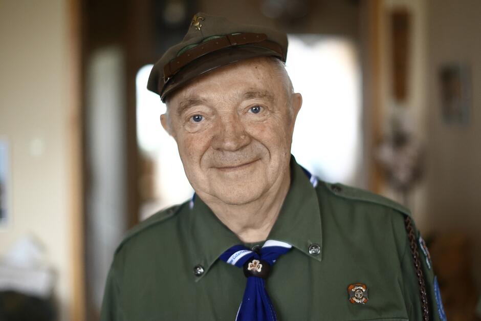 Bogdan Radys większość swojego 80-letniego życia spędził w Gdańsku i w harcerskim mundurze