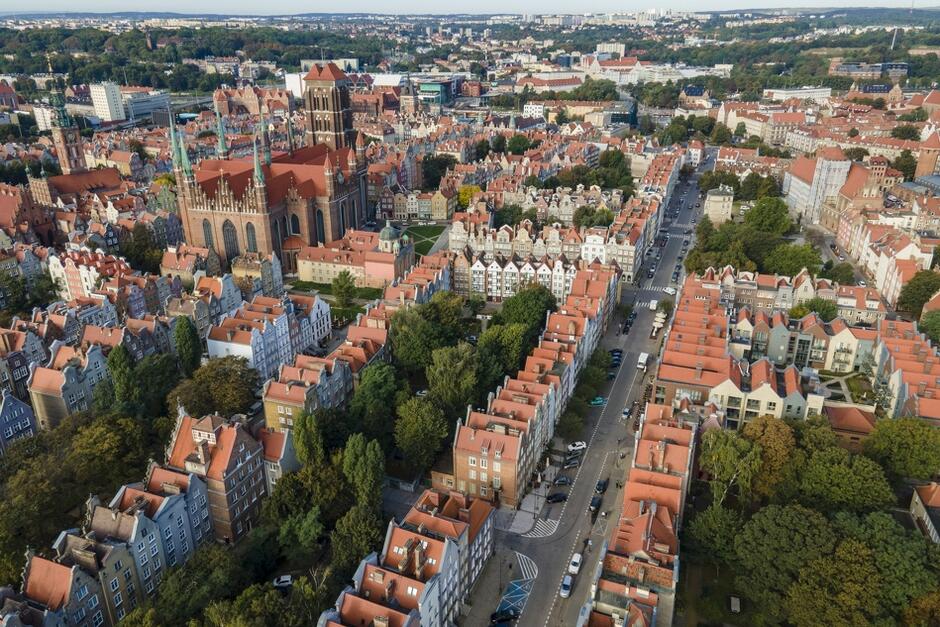 W ciągu 10 lat liczba mieszkańców Gdańska wzrosła o prawie 26 tysięcy 