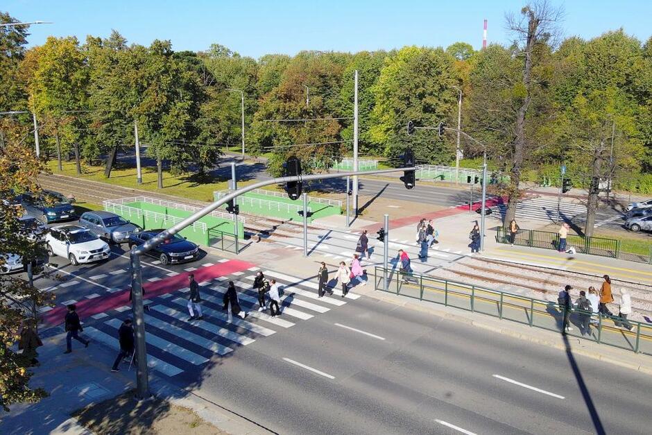 Nowe przejście naziemne na al. Zwycięstwa