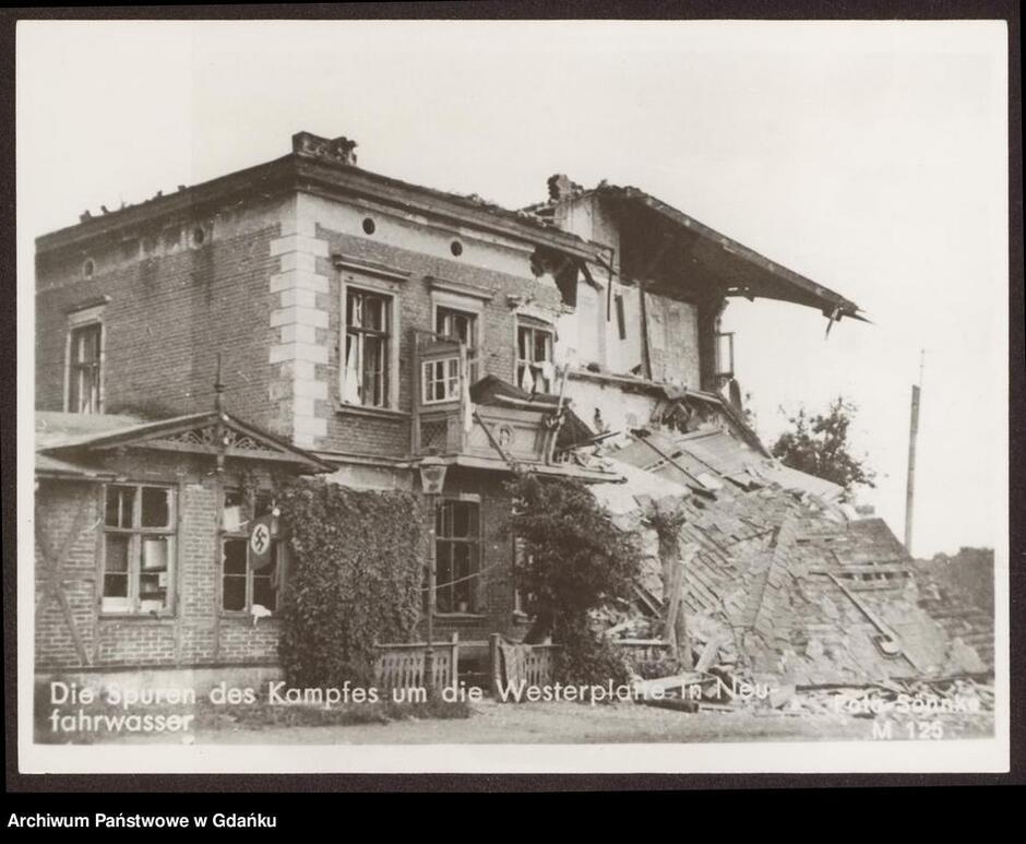 Zniszczony dom - ślady bitwy o Westerplatte