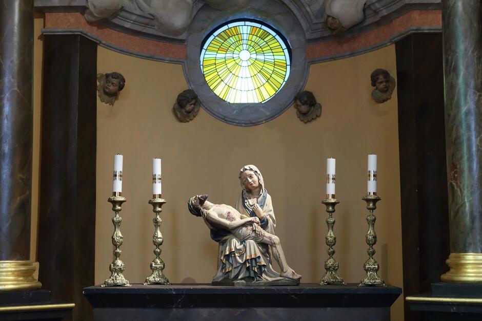 Pieta w kościele św. Mikołaja