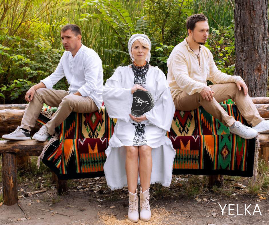Yelka to ukraiński zespół, który łączy stare autentyczne piosenki z nowoczesnymi aranżacjami. W Gdańsku wystąpi w piątek razem z grupą Inside The Sound, która reprezentuje styl instrumentalnego rocka