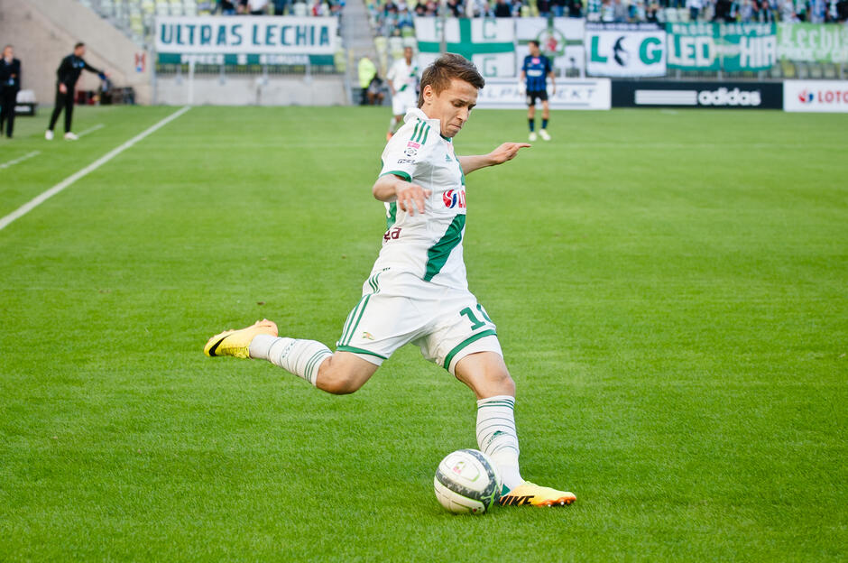 Przemysław Frankowski w mecz ekstraklasy Lechia Gdańsk - Zawisza Bydgoszcz we wrześniu 2013 r. 