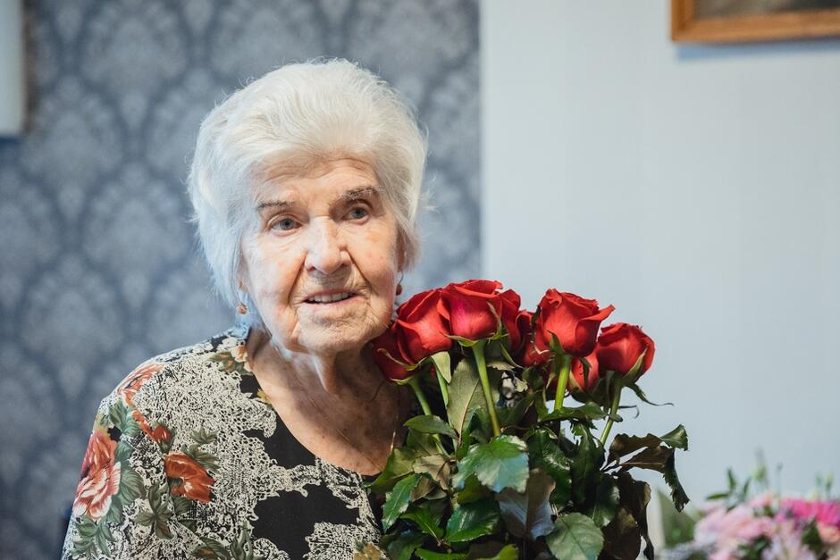 Irena Świderska jest jedną z gdańskich stulatek. 15 listopada obchodziła 102 urodziny. Uroczyste świętowanie odbyło się w sobotę, 26 listopada