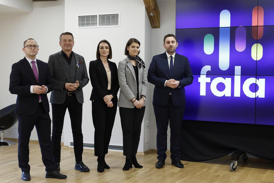 marszałek Bonna oraz wiceprezydenci metropolii podczas konferencji, fot. Grzegorz Mehring