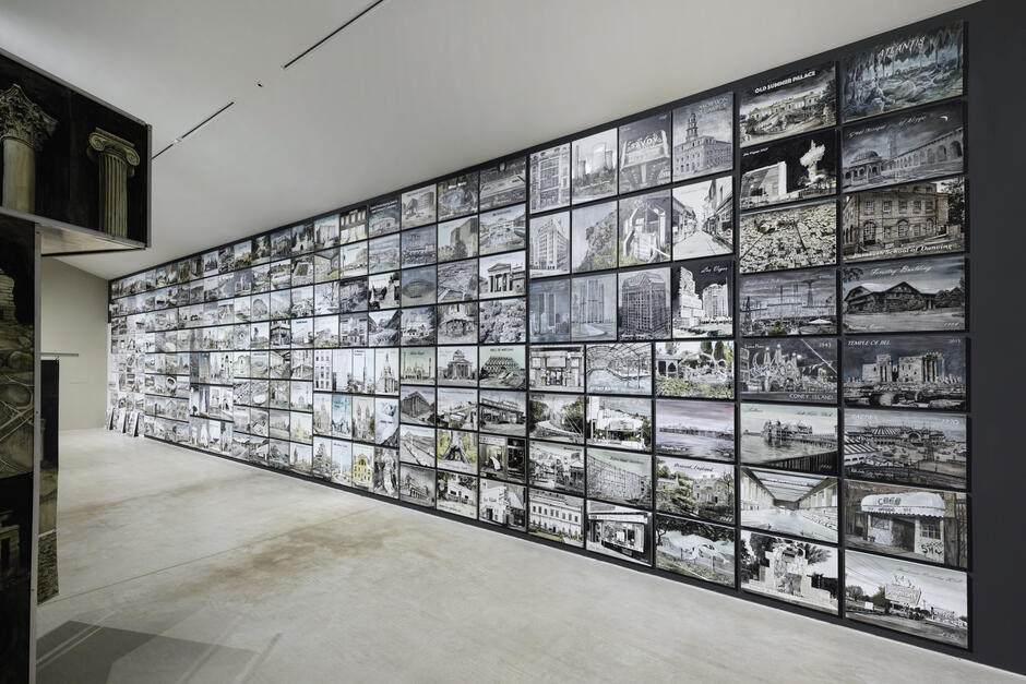 The Disappointed Tourist a w Turner Contemporary, Ellen Harvey, 2021, fot Thierry Bal