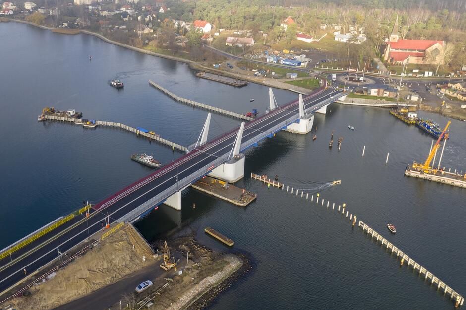 Most z przęsłami z lotu ptaka