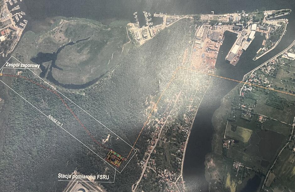 Zdjęcie satelitarne pokazujące przebieg gazociągu