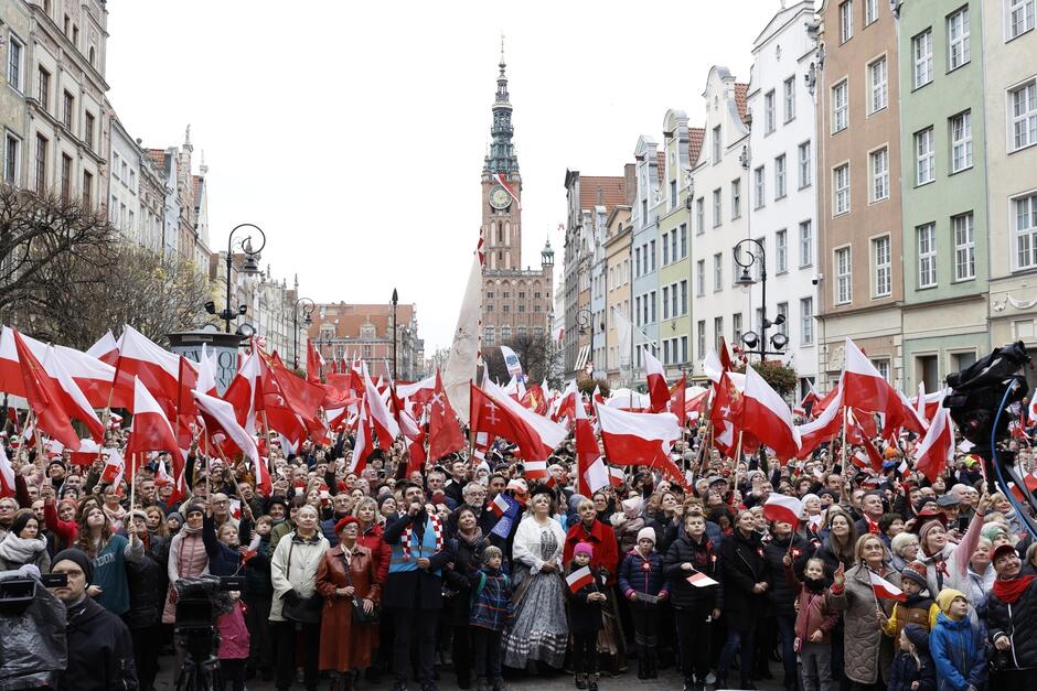 gdansk_swieto_niepodleglosci_xx_parada_niepodleglosci_2022_fot_grzegorz_mehring